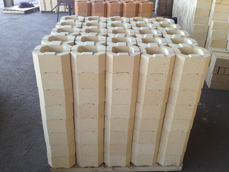 Refractories for glass and frit Refractories for glass and frit